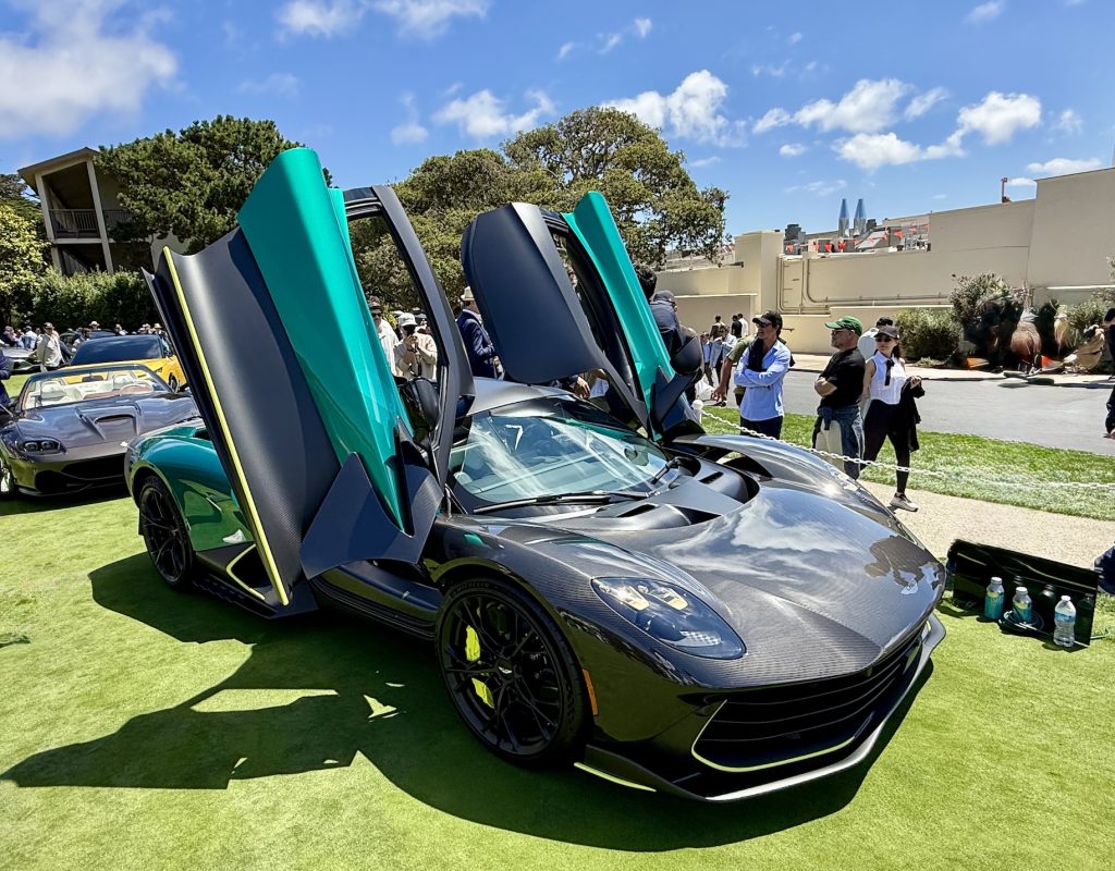 Aston Martin Valhalla Hybrid Supercar: Dynamic Performance Technology ...